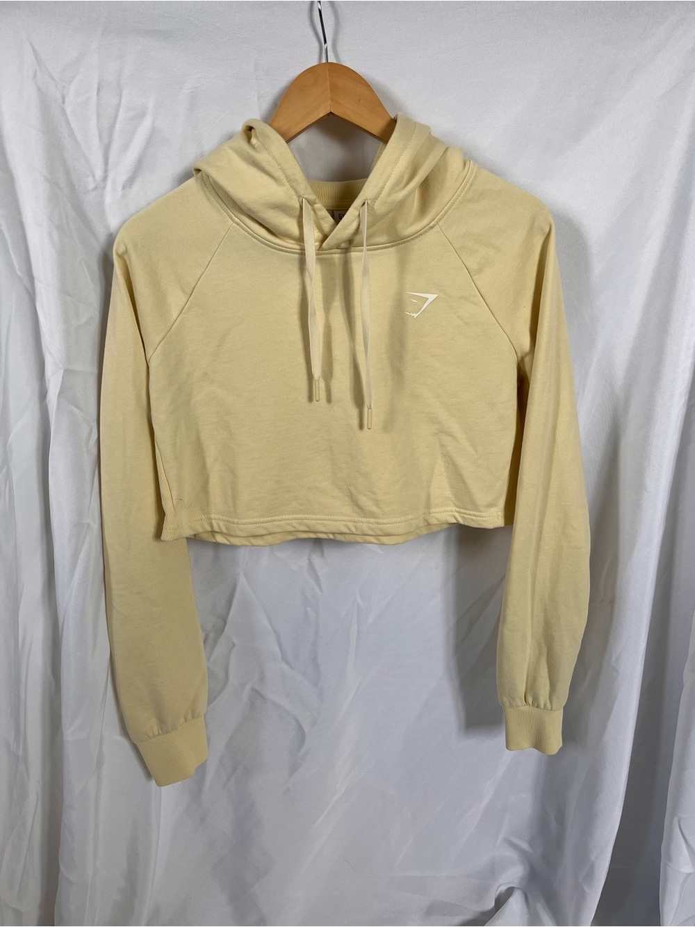 Gymshark Cropped Hooded Sweatshirt in Soft Pale Yellow